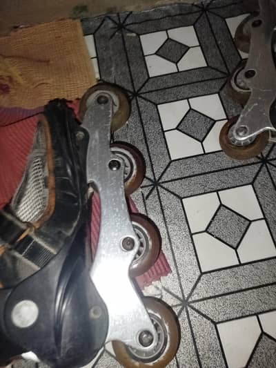 skating urgent sale