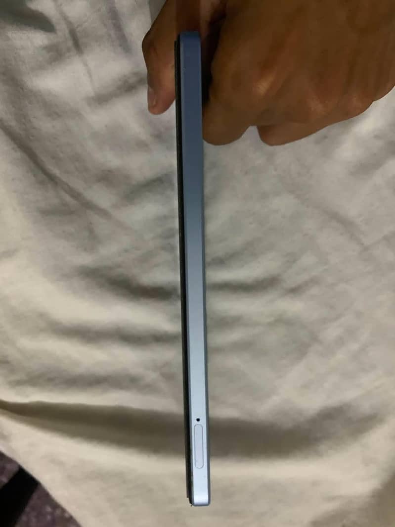 OPPO A60 5