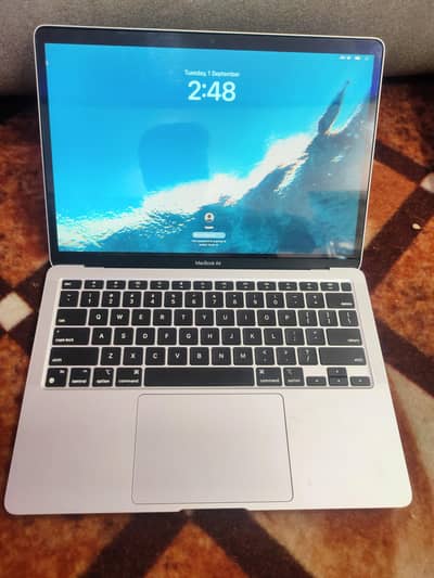 MacBook air M1 2020
