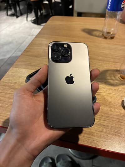 iPhone 13 Pro (Sim working)