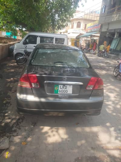 Honda Civic Oriel 2004