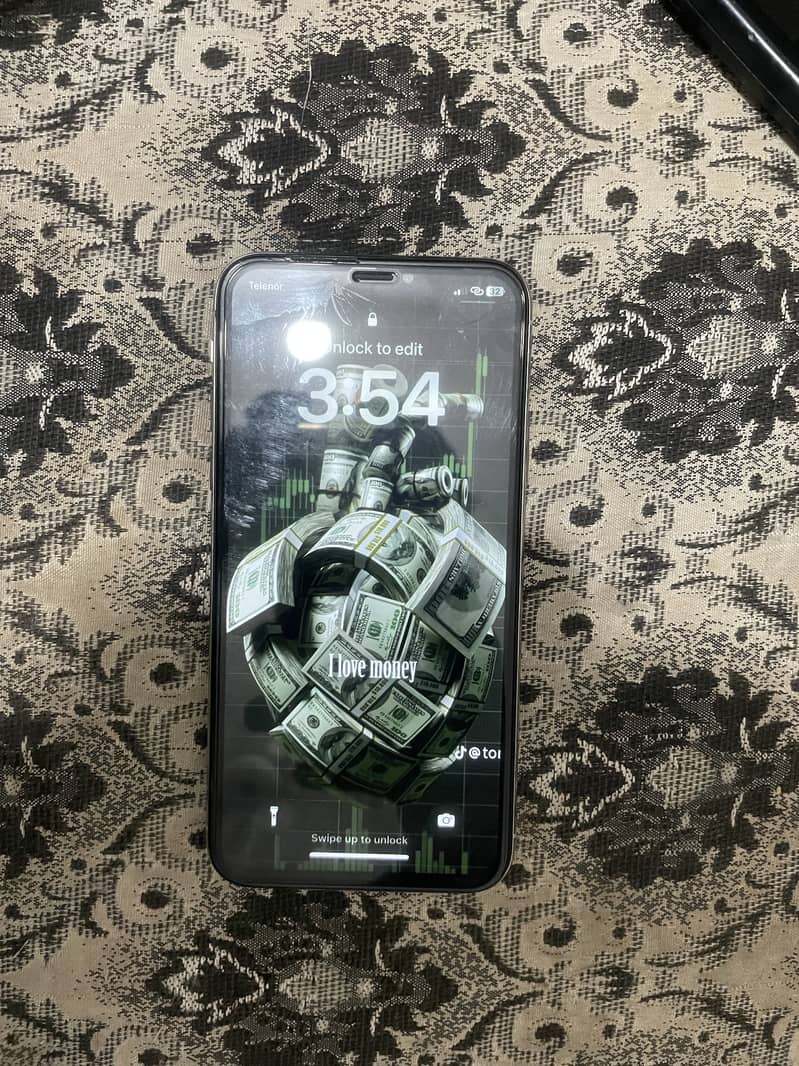 Apple iPhone X 3