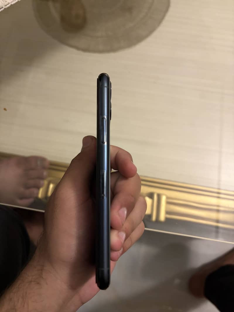 Apple iPhone 11 Pro 5