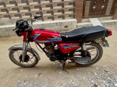 Unique 125 / URGENT SELL / Price is Negotiable