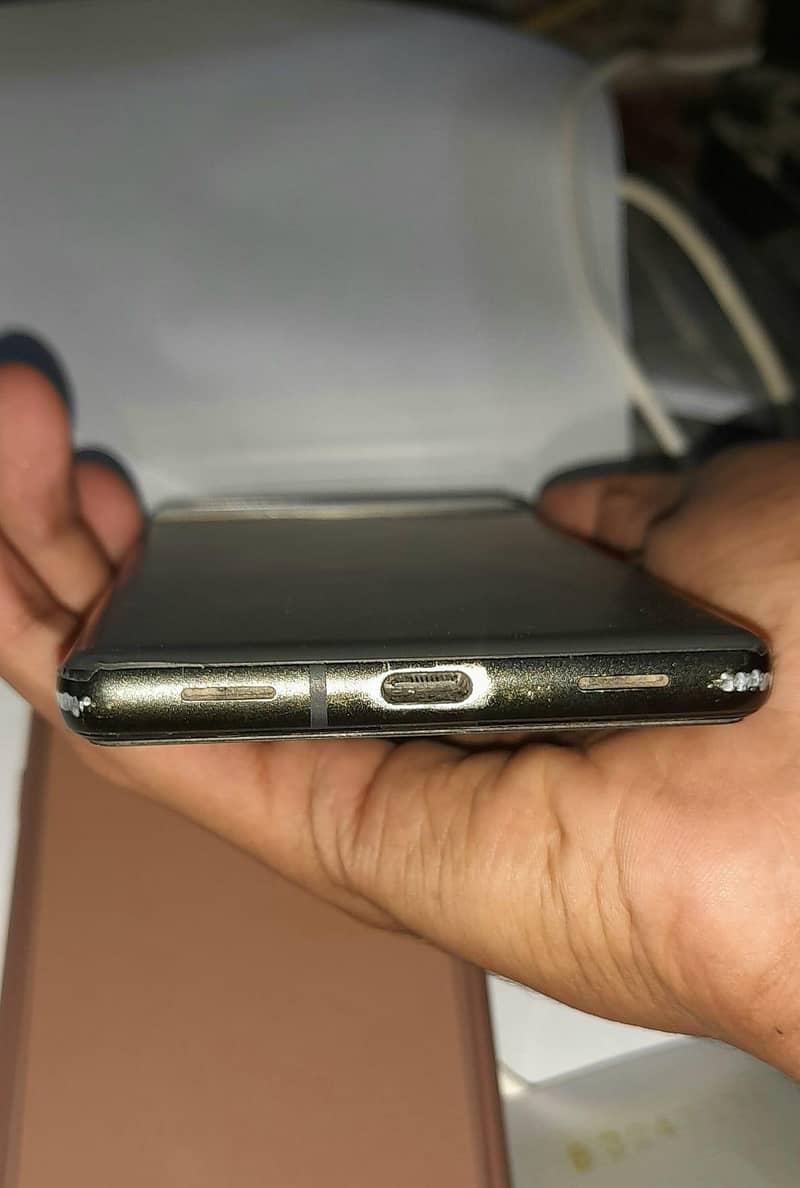 Google Pixel 6a 4