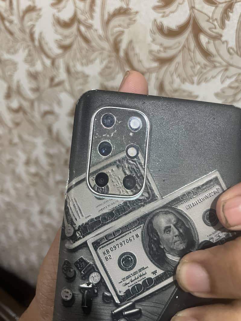 One Plus 8T 0