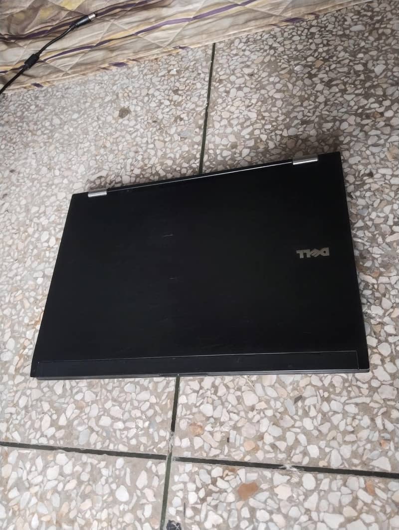 Dell latitude e6400 0