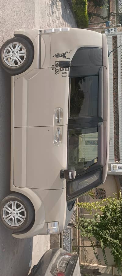 Honda N Box 2016