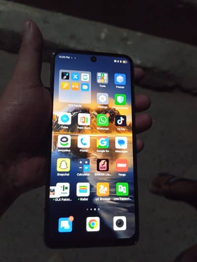 Infinix Note 30