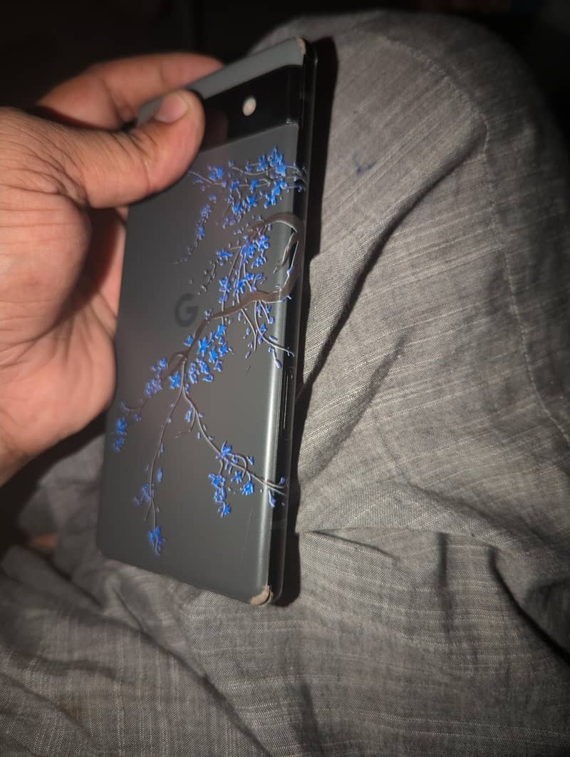 Google Pixel 6a 1
