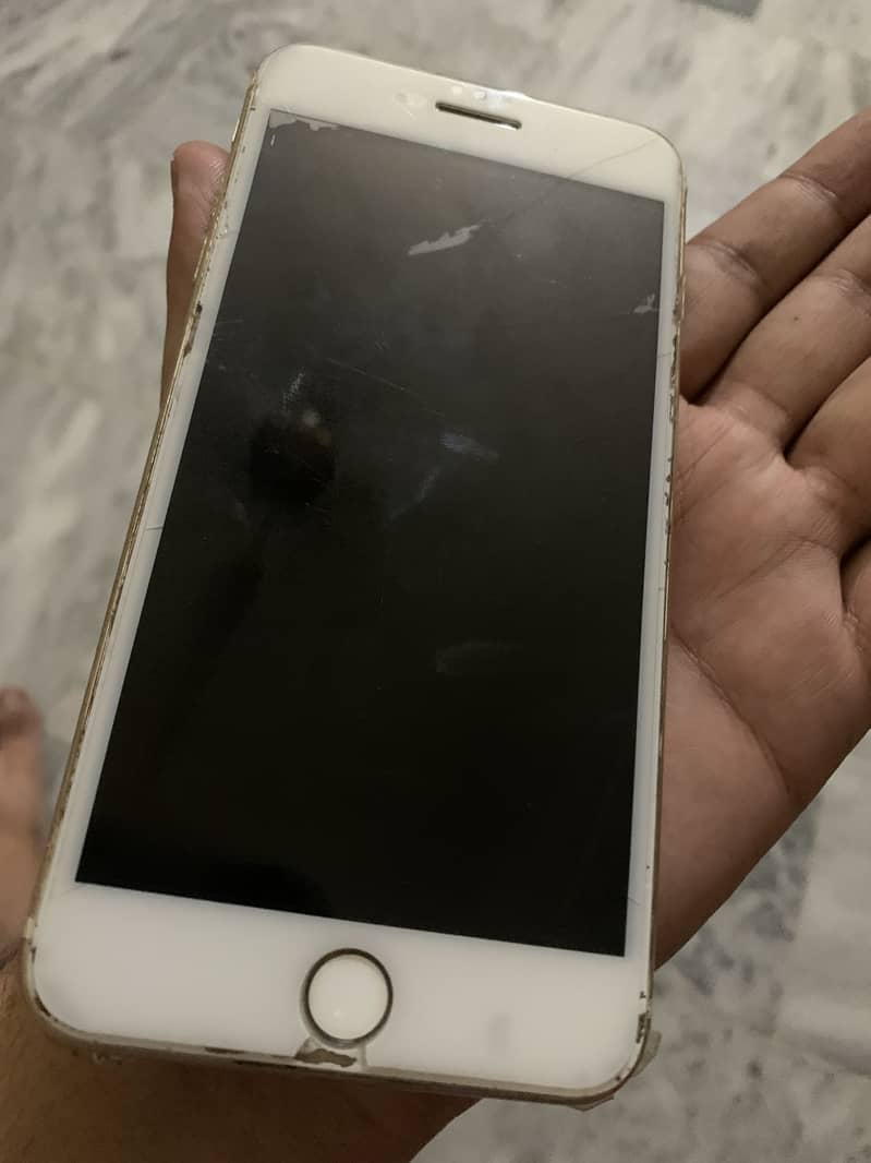 Apple iPhone 7 Plus 0