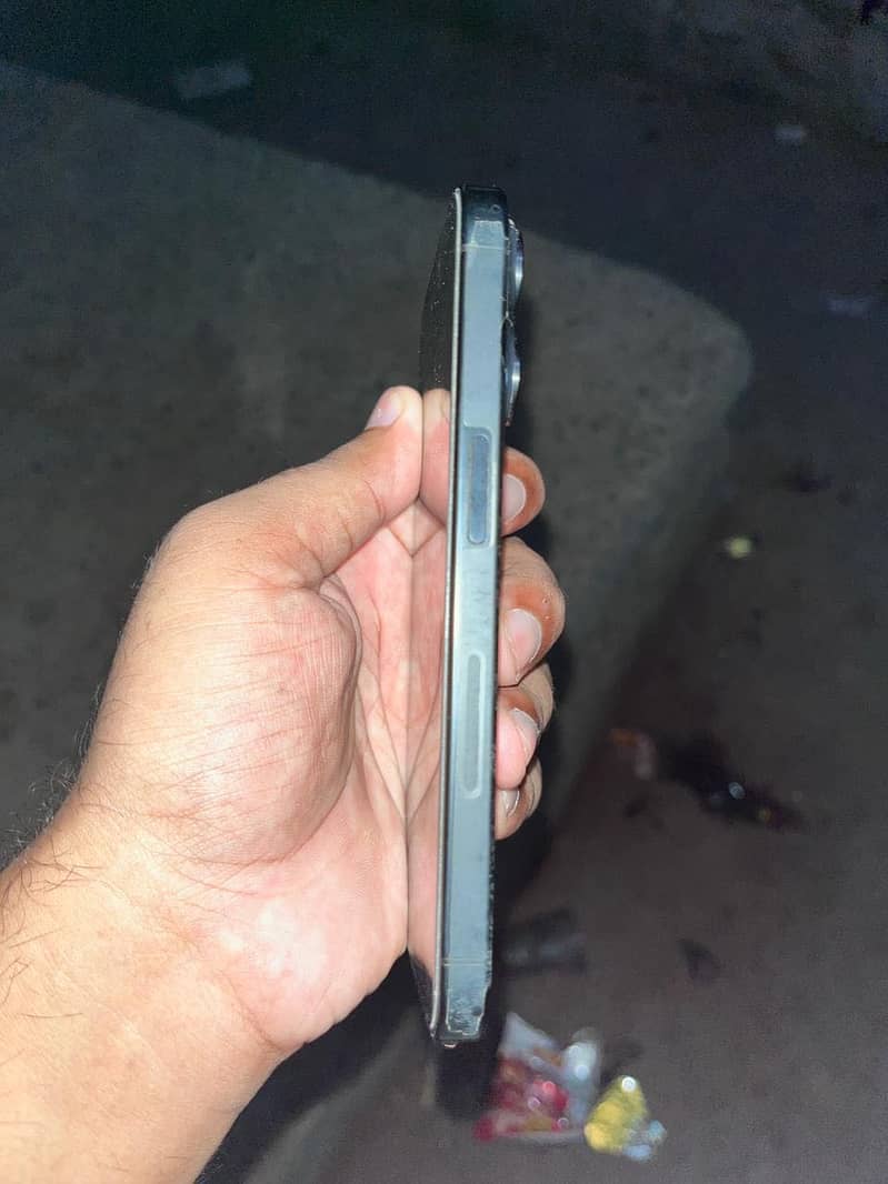 Apple iPhone 15 Pro 5