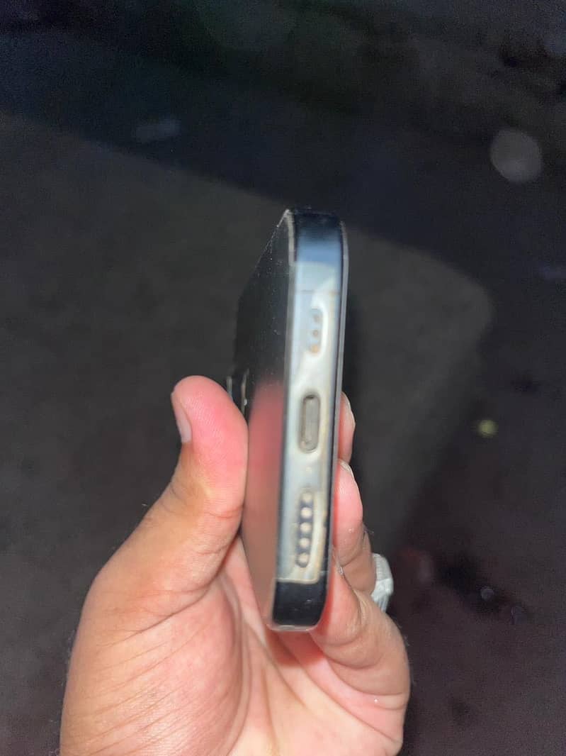 Apple iPhone 15 Pro 8