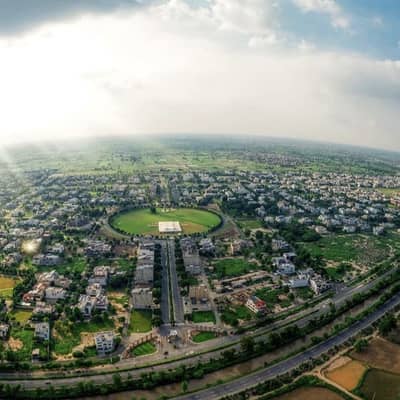 5 Marla Good Location Plot For Sale