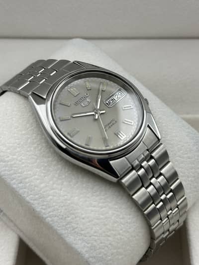 Genuine Seiko 5 Automatic 7s26 Movement Men’s Automatic Watch