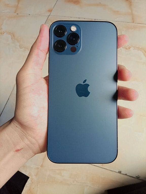 iPhone 12 pro 0