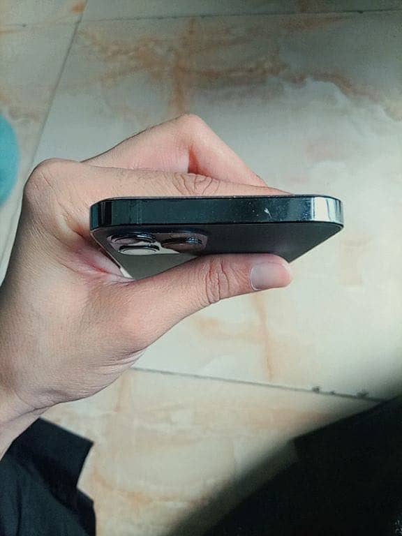 iPhone 12 pro 1