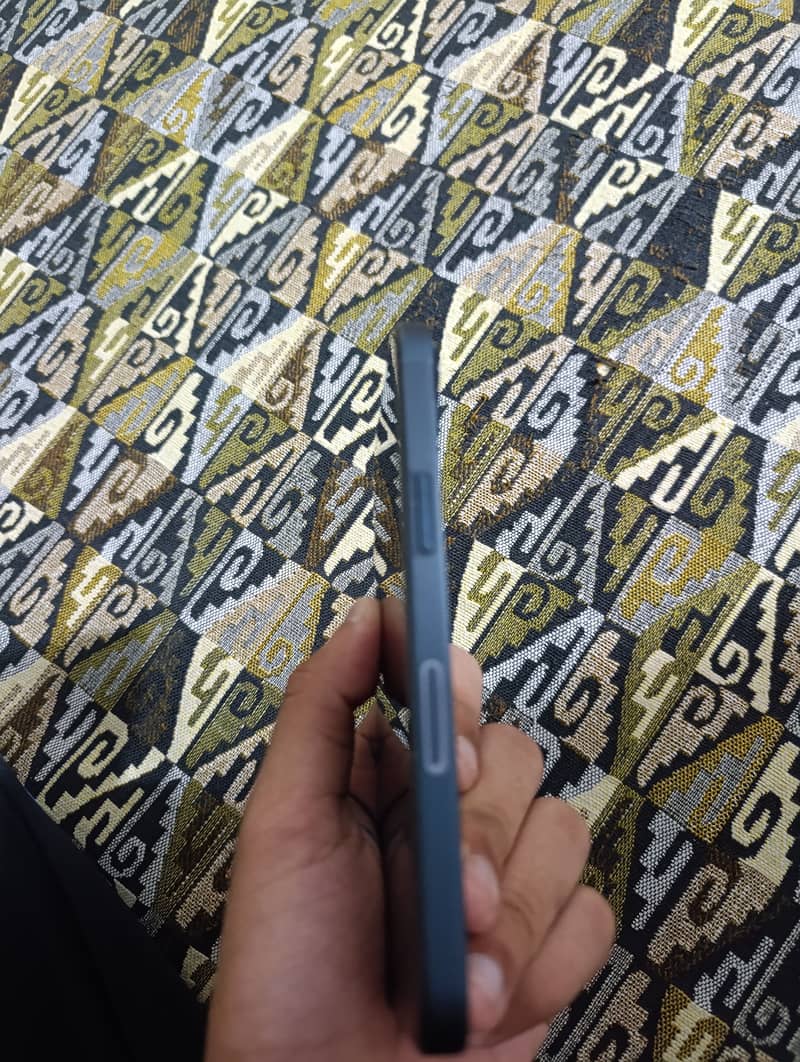 Iphone 13 jv 5