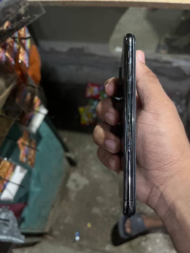 Apple iPhone XS 2