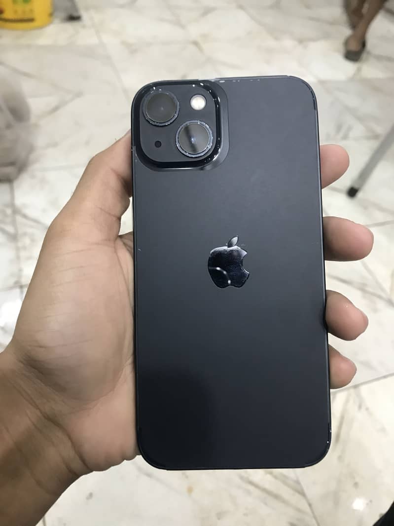 Apple iPhone 13 3