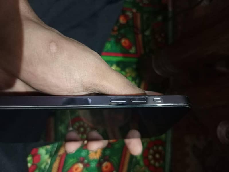 Apple iPhone 14 Pro Max 1