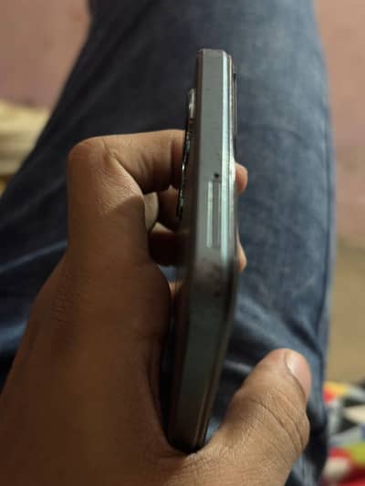 Vivo Y17S