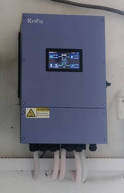 Knox Xenon 1206.6. 6kW Solar Inverter 48V