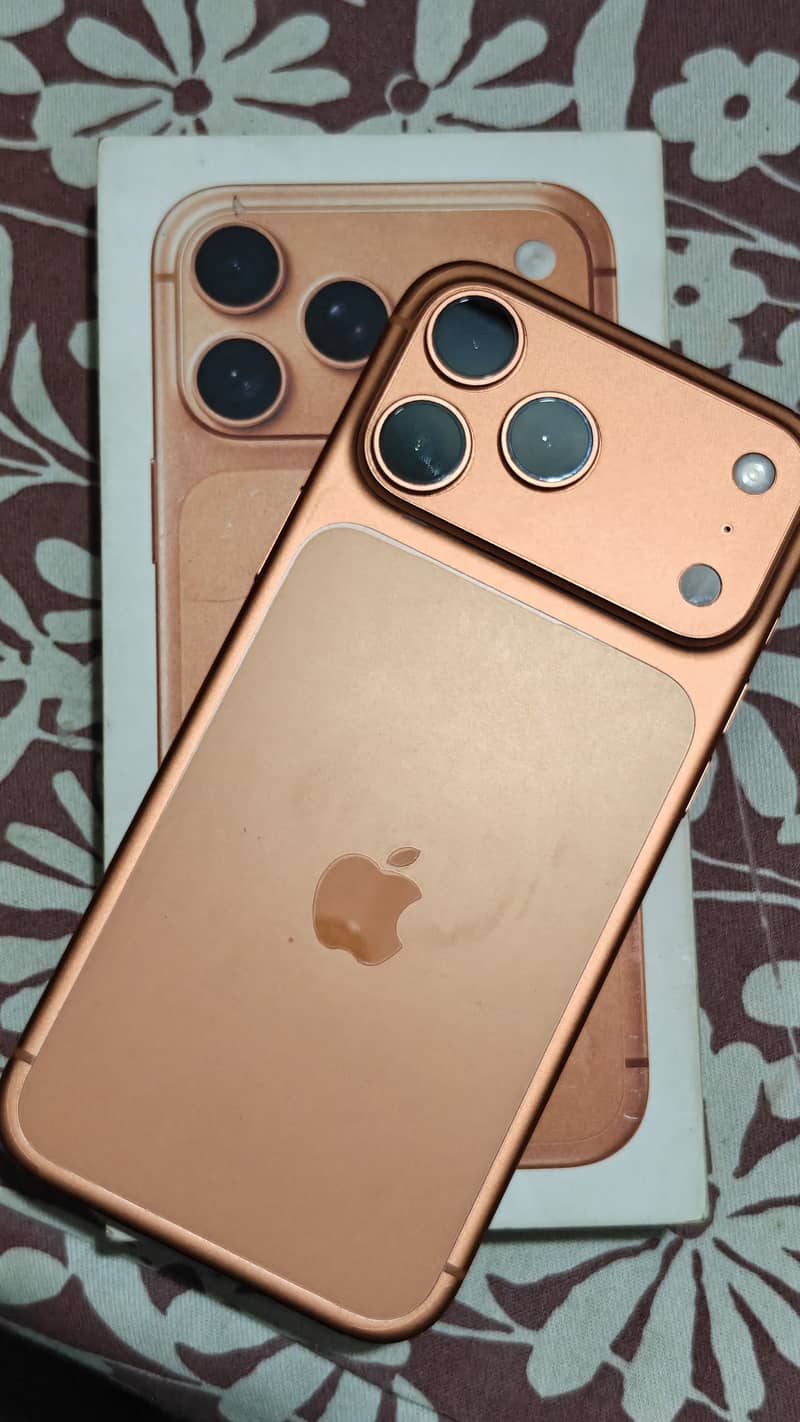 Apple iPhone 17 Pro Max 0