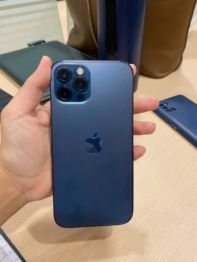 Apple iPhone 12 Pro 1