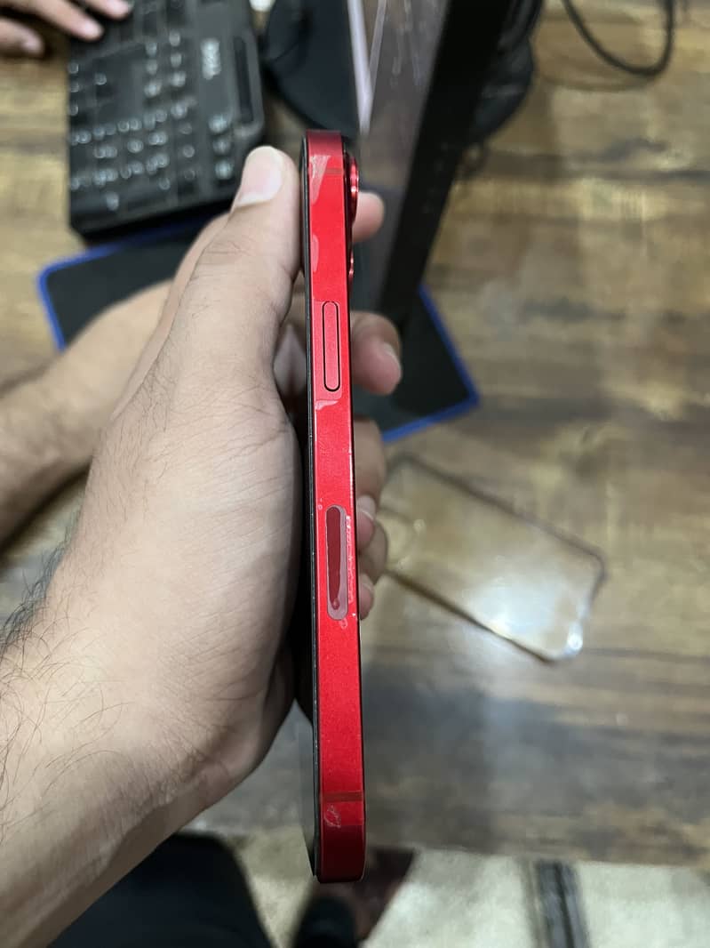 Apple iPhone 13 3