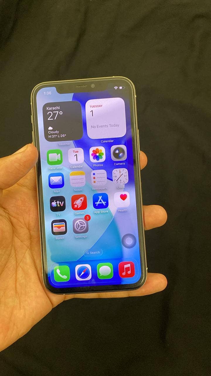 Apple iPhone 11 pro 1