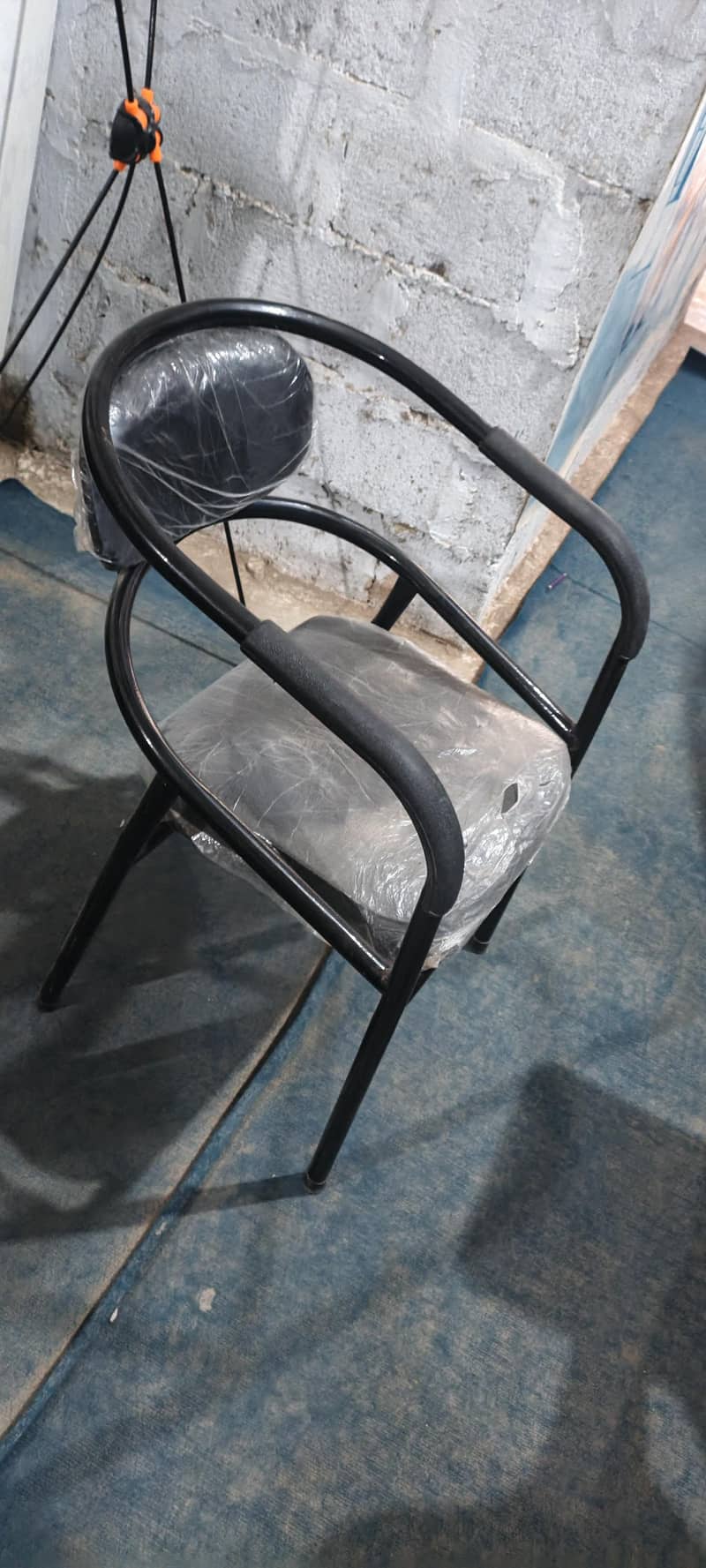 table and chairs 4
