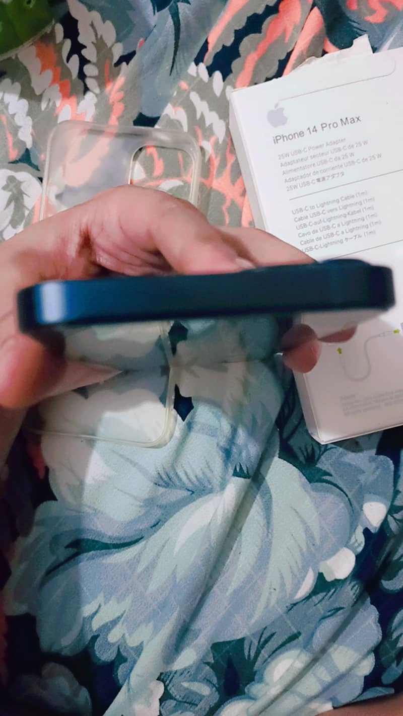 Apple iPhone 13 4