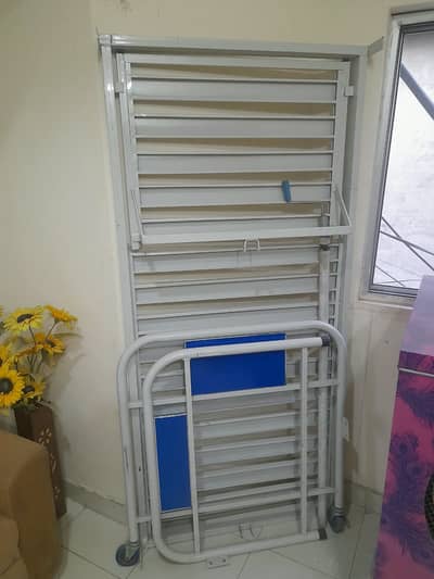 Patient bed