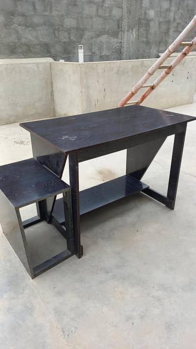 computer table