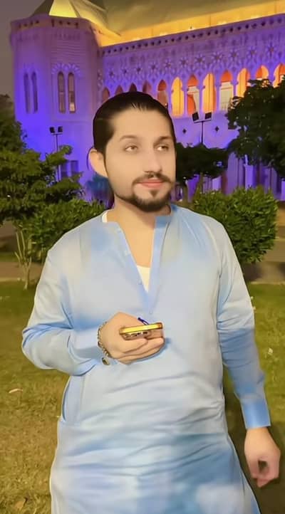 I need house boye and driving job