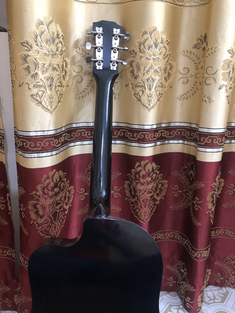 Guiter 0
