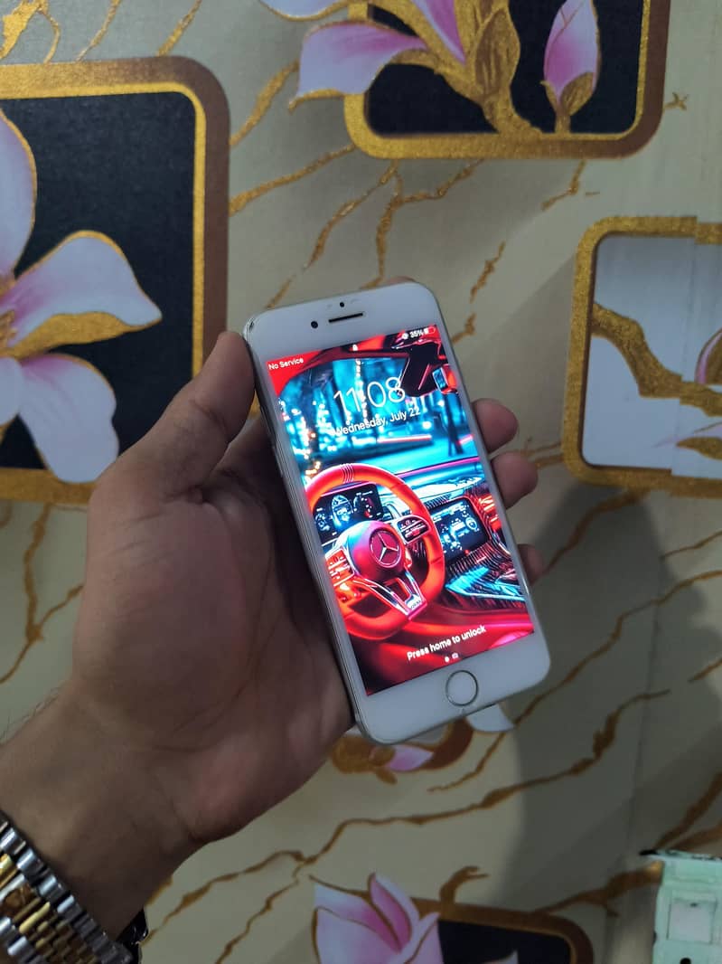 Apple iPhone 7 5