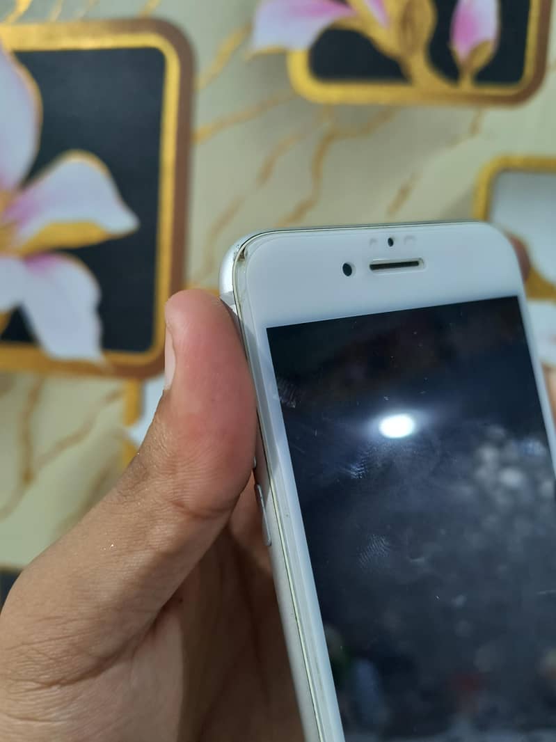 Apple iPhone 7 6