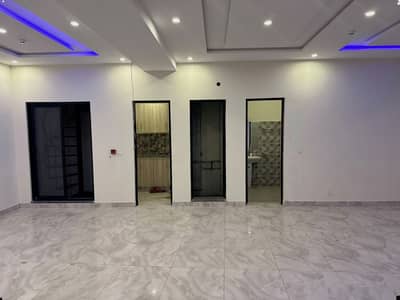 8 Marla Commercial Building 3rd Floor For Rent DHA Phase 8 Broadway, Lahore