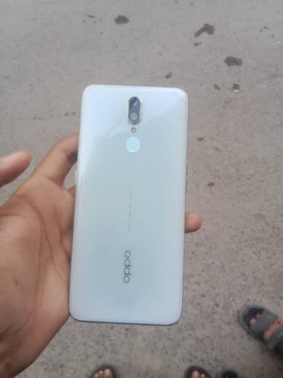 OPPO F11