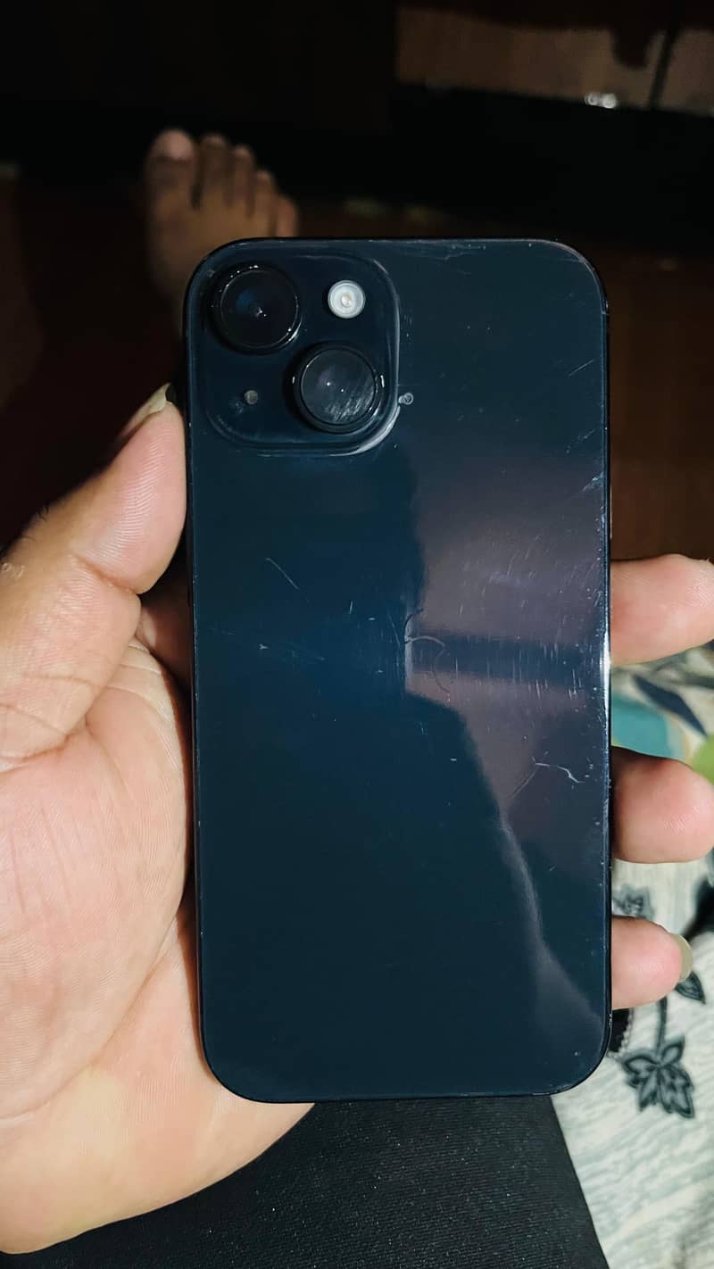 Apple iPhone 15 2
