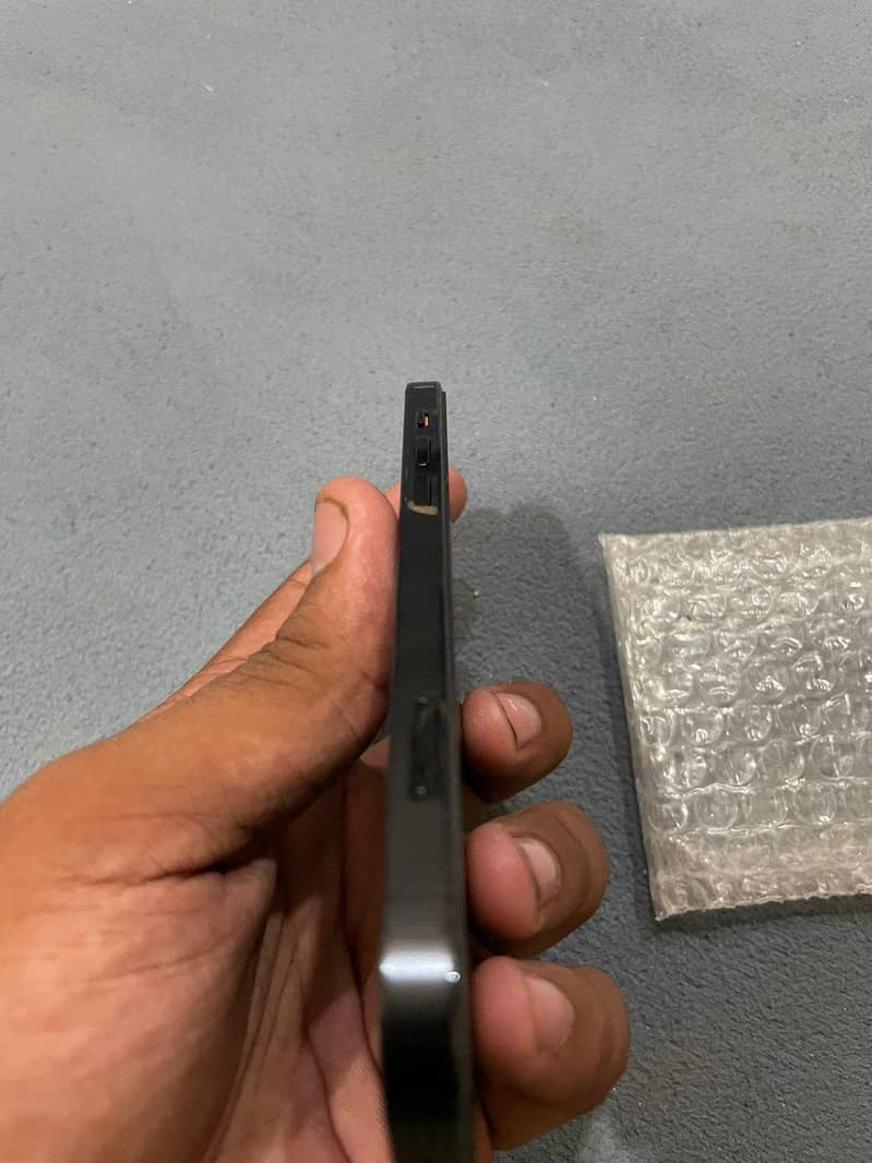 Apple iPhone 12 Pro 7