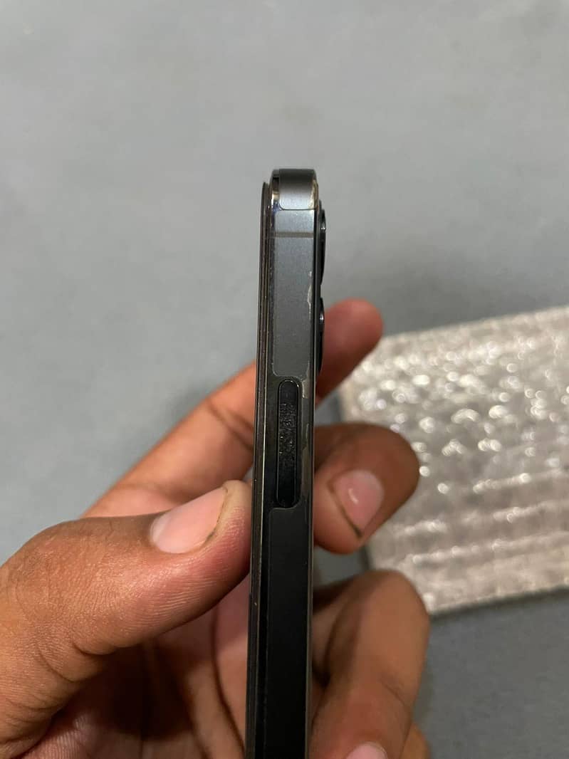 Apple iPhone 12 Pro 9