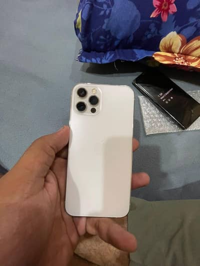 Apple iPhone 12 Pro