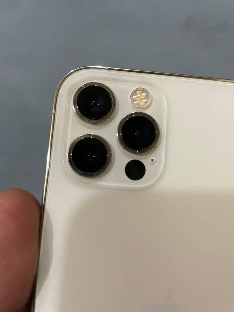 Apple iPhone 12 Pro 13