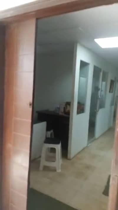 Sami furnished office for rent 600sqft in shahar e Faisal.