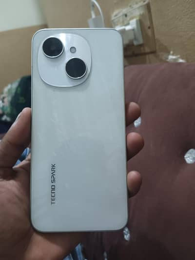 Tecno Spark Go 1