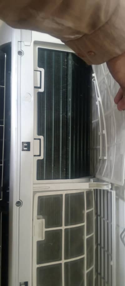 Kenwood DC inverter AC