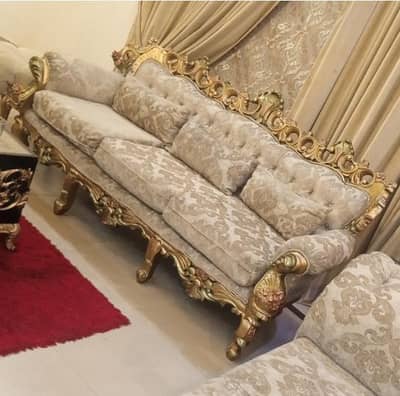 Luxury Royal Carved Sofa Set 6-Piece With Glass Top Tables For Sale